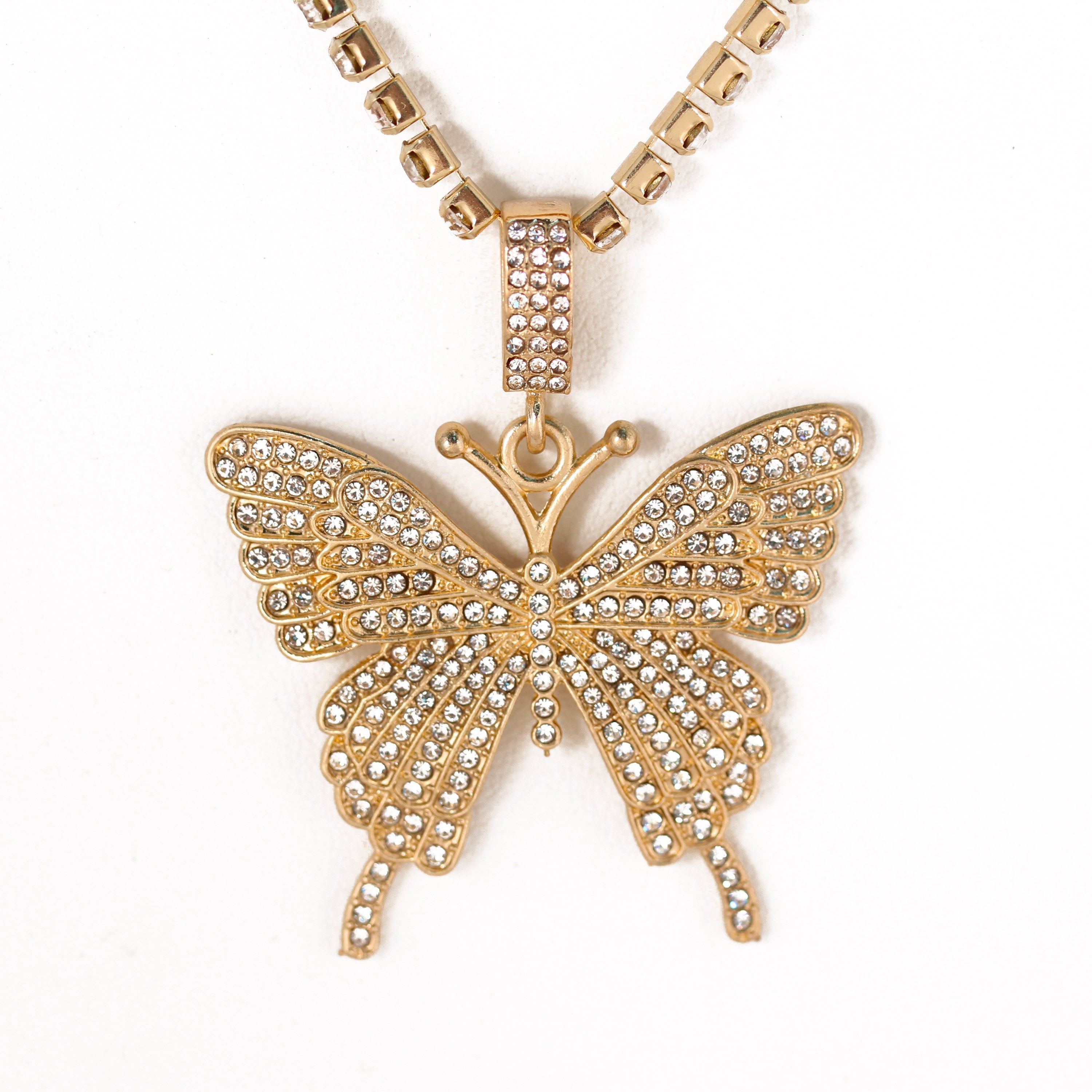 GOLD BUTTERFLY PENDANT PAVE CRYSTAL AND CURB CHAIN  NECKLACE#SQGN-20210204GLD (EE2 , EE3)