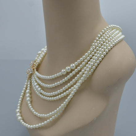 Gold Cream Pearl and Crystal Flower layer Necklace #FW1404424(Infront-RA6-line steel rack)