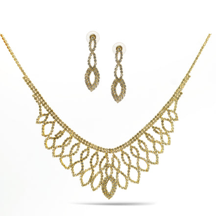 GOLD CRYSTAL CHOKER NECKLACE AND EARRINGS SET #SQ6027G (AF5/TF3)