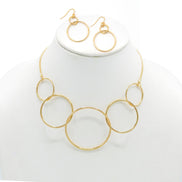 GOLD INTERLOCKING CIRCLE NECKLACE AND EARRINGS SET #HNN+E88835-1GD (AF3)