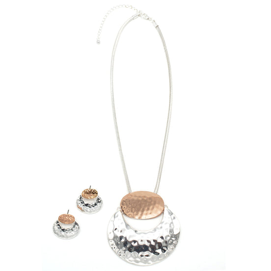 TWO-TONE HAMMERED METAL NECKLACE AND EARRINGS SET#SQMDD-0082X(LF20-LE20)