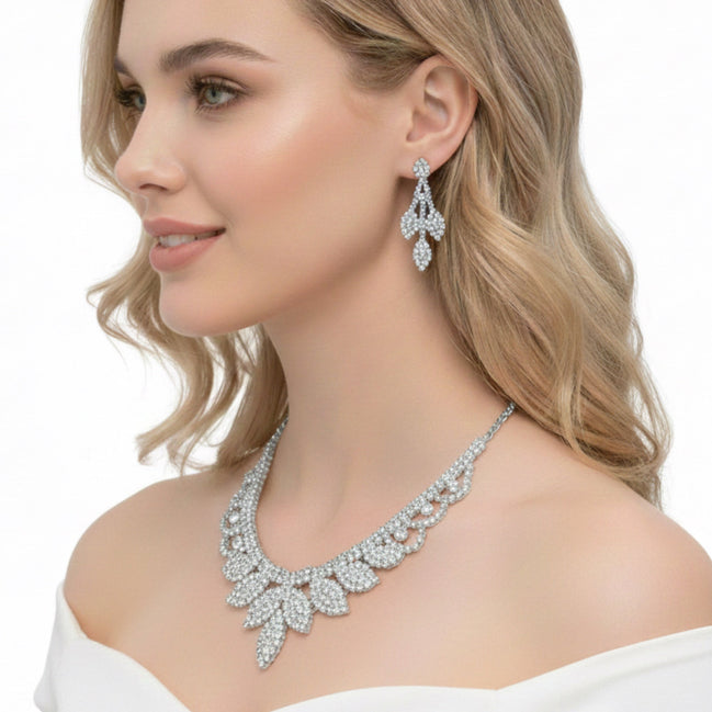 SILVER RHINESTONE CRYSTAL NECKLACE AND EARRINGS SET #SQXX0830001S(TF11)