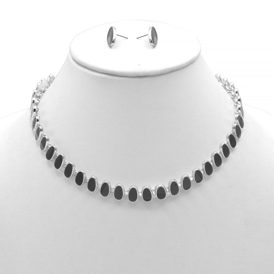 SILVER BLACK NECKLACE AND EARRINGS SET#HNN+E89815SLBK (OG1-2/Q3)