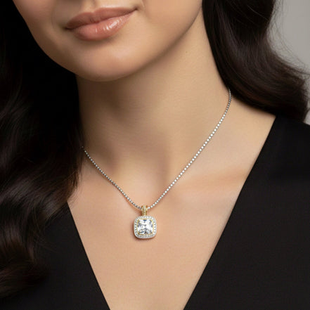 TWO TONE SQUARE CLEAR CRYSTAL AND RHINESTONES ENGRAVED PENDANT BOX CHAIN NECKLACE #93099EH-CLEAR