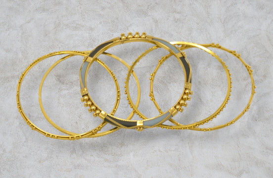 Gold-Tone 5-Piece Bangle Bracelet Set – Classic Stacked Bangles for Women#KB12568_G-BRW(DA7)