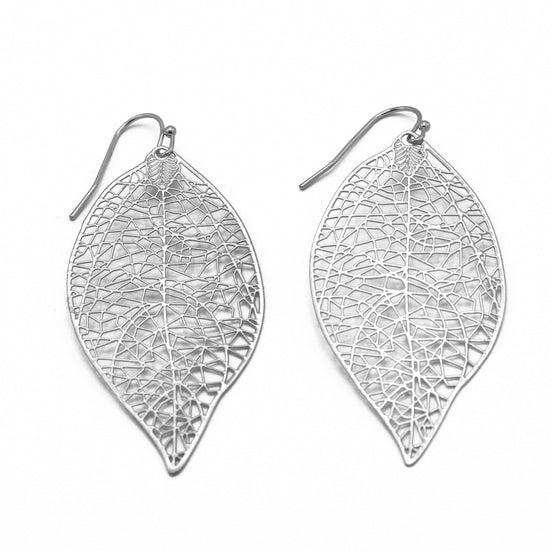 RHODIUM LASER CUT LIGHT WEIGHT LEAF EARRINGS #HNE90636(HD12)