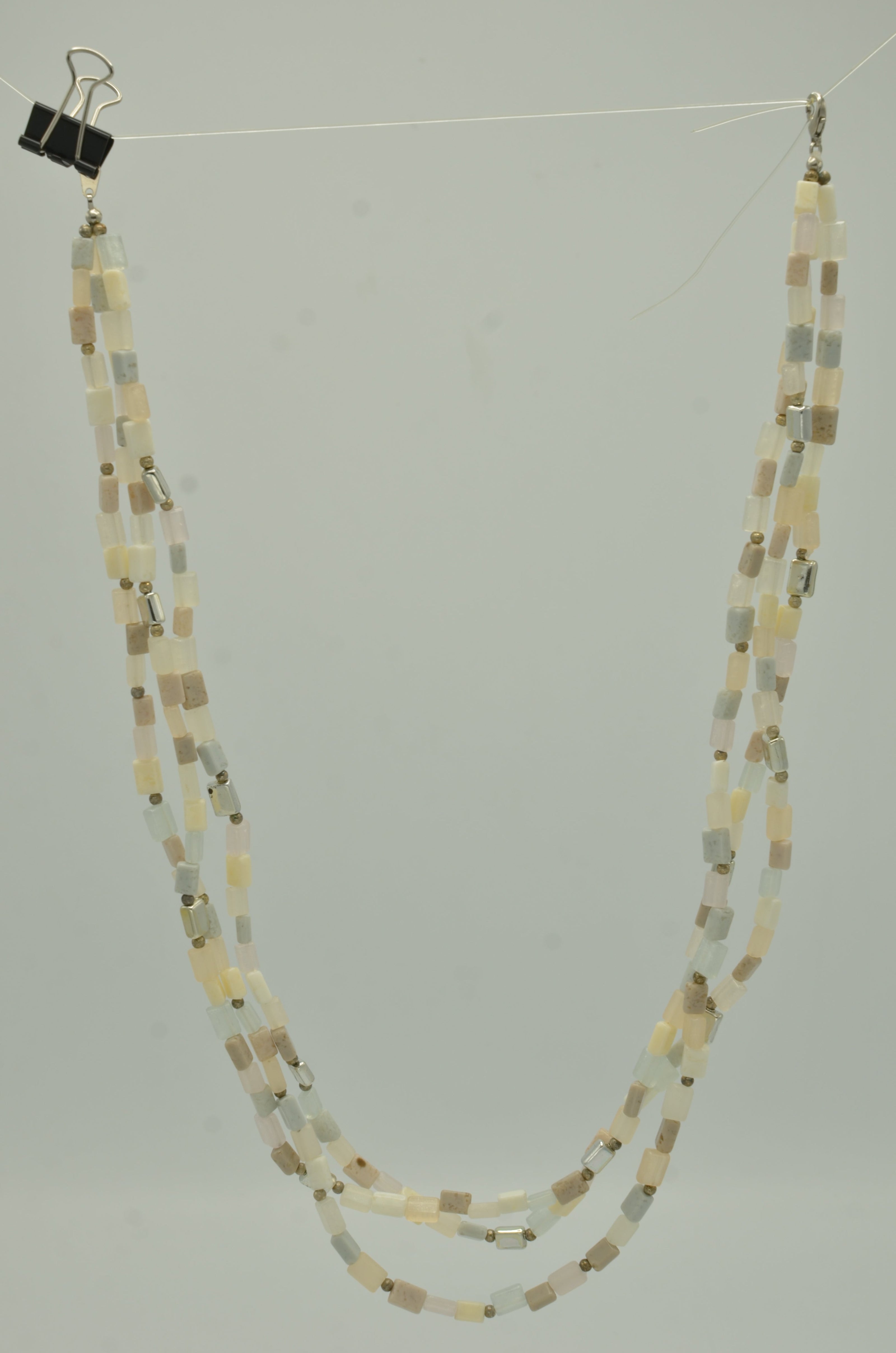 SILVER  WHITE CREAM AND GRAY RECTANGLE BEADS LAYER NECKLACE #FW-N127SW(15FL&28W-B)