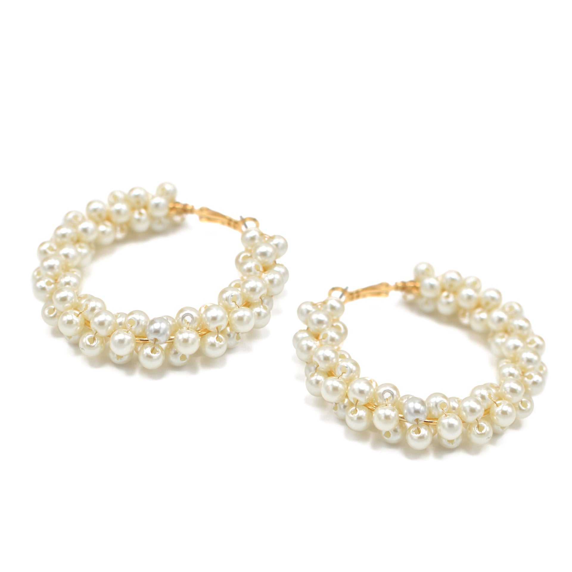Tazza Women's Chunky Faux Pearl Hoop Earrings | Beaded Cluster Statement Hoops | Elegant Bridal & Evening Fashion Costume Jewelry# HNE90691GDCM(RD18)