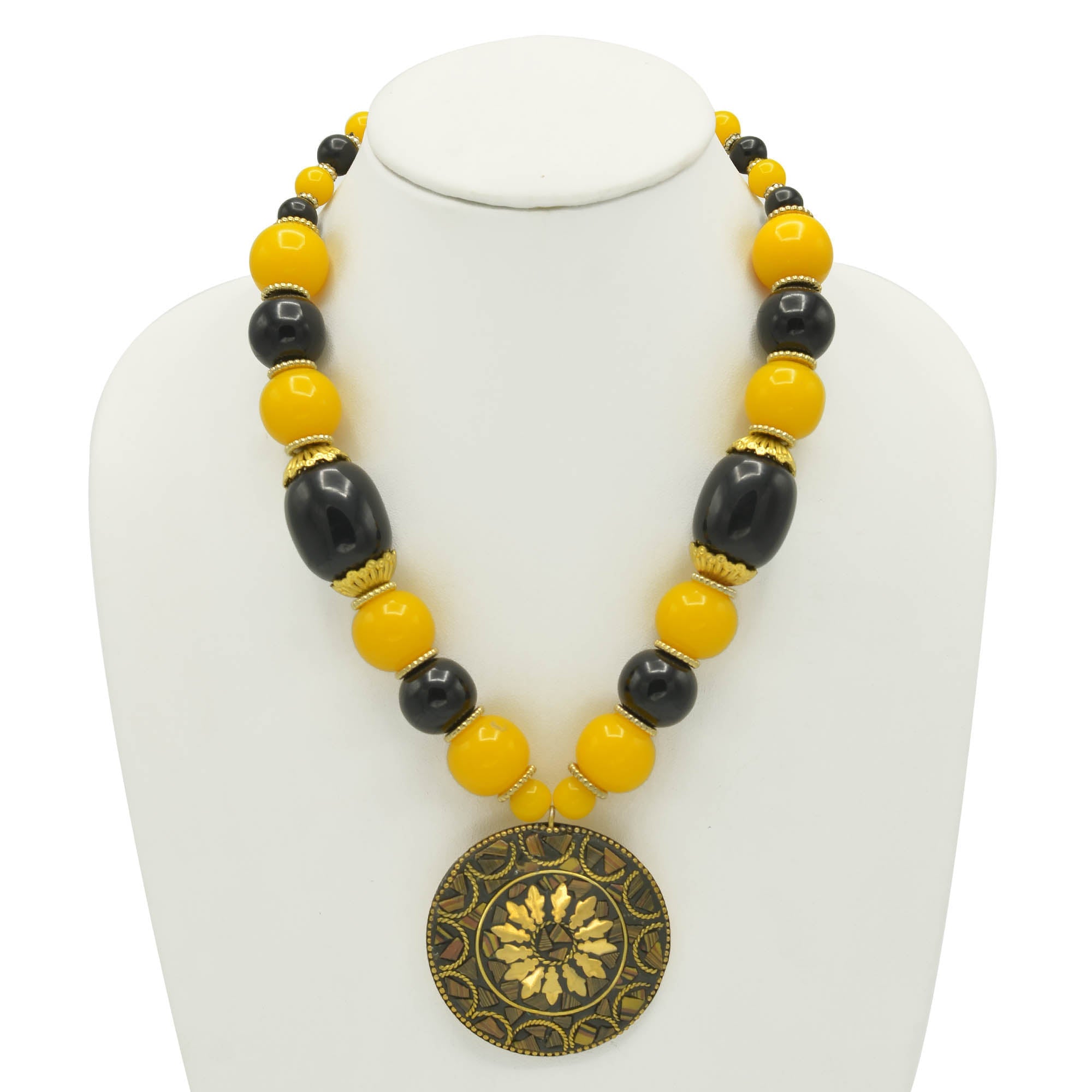 BLACK & AMBER BEADS WITH ROUND GOLD PENDANT NECKLACE # FWNK-2109-73