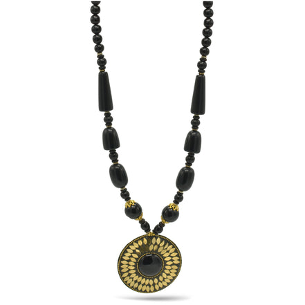 BLACK BEADS WITH ROUND GOLD PENDANT NECKLACE #FWNK-2202-110