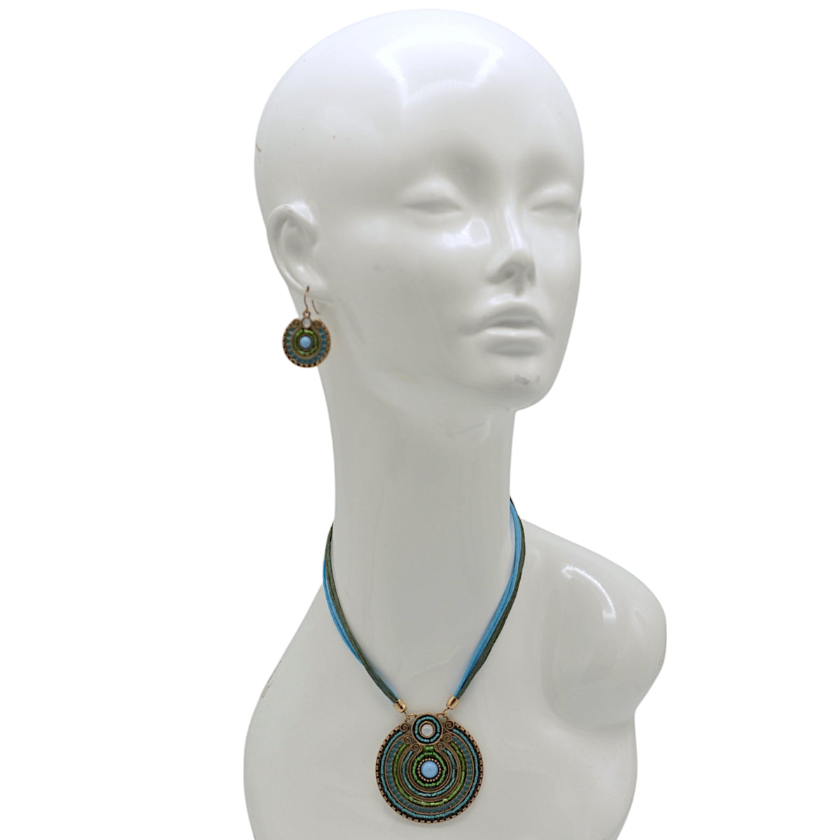 Gold Round Turquoise Pendant with Turquoise Rope Chain Necklace# SC25049GDBLU