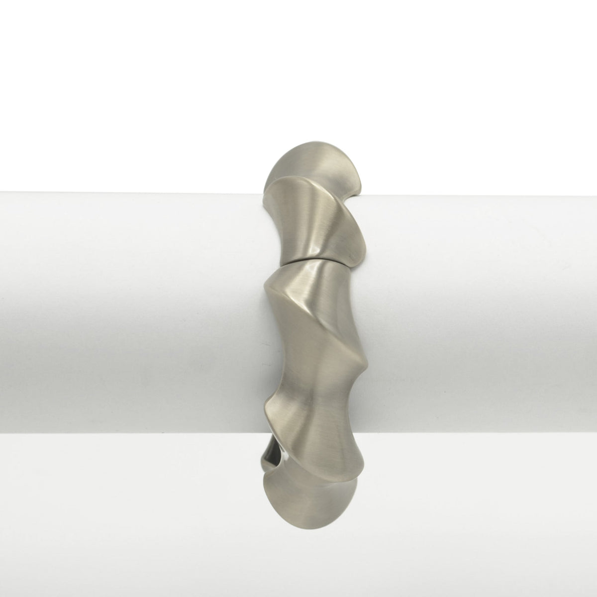 SILVER OXIDIZED MATTE FINISHED TWISTED HINGED BRACELET #FW-B9067S