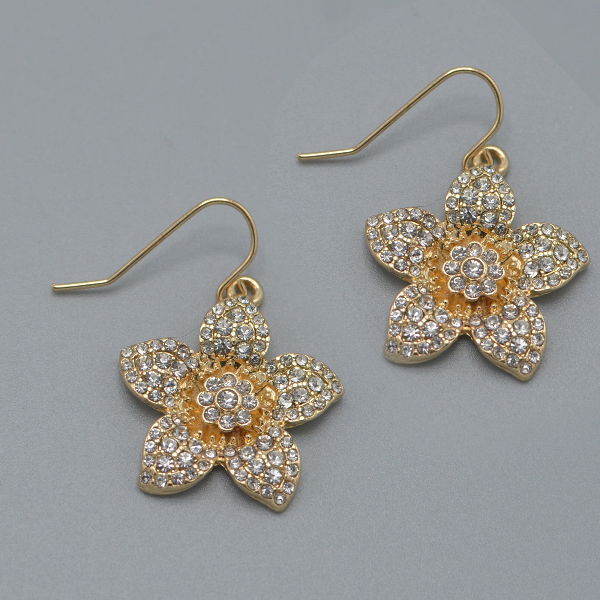 GOLD CRYSTAL FLOWER EARRINGS #HNE81779GDCR (GF1)