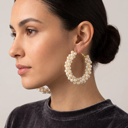 Tazza Women's Chunky Faux Pearl Hoop Earrings | Beaded Cluster Statement Hoops | Elegant Bridal & Evening Fashion Costume Jewelry# HNE90691GDCM(RD18)