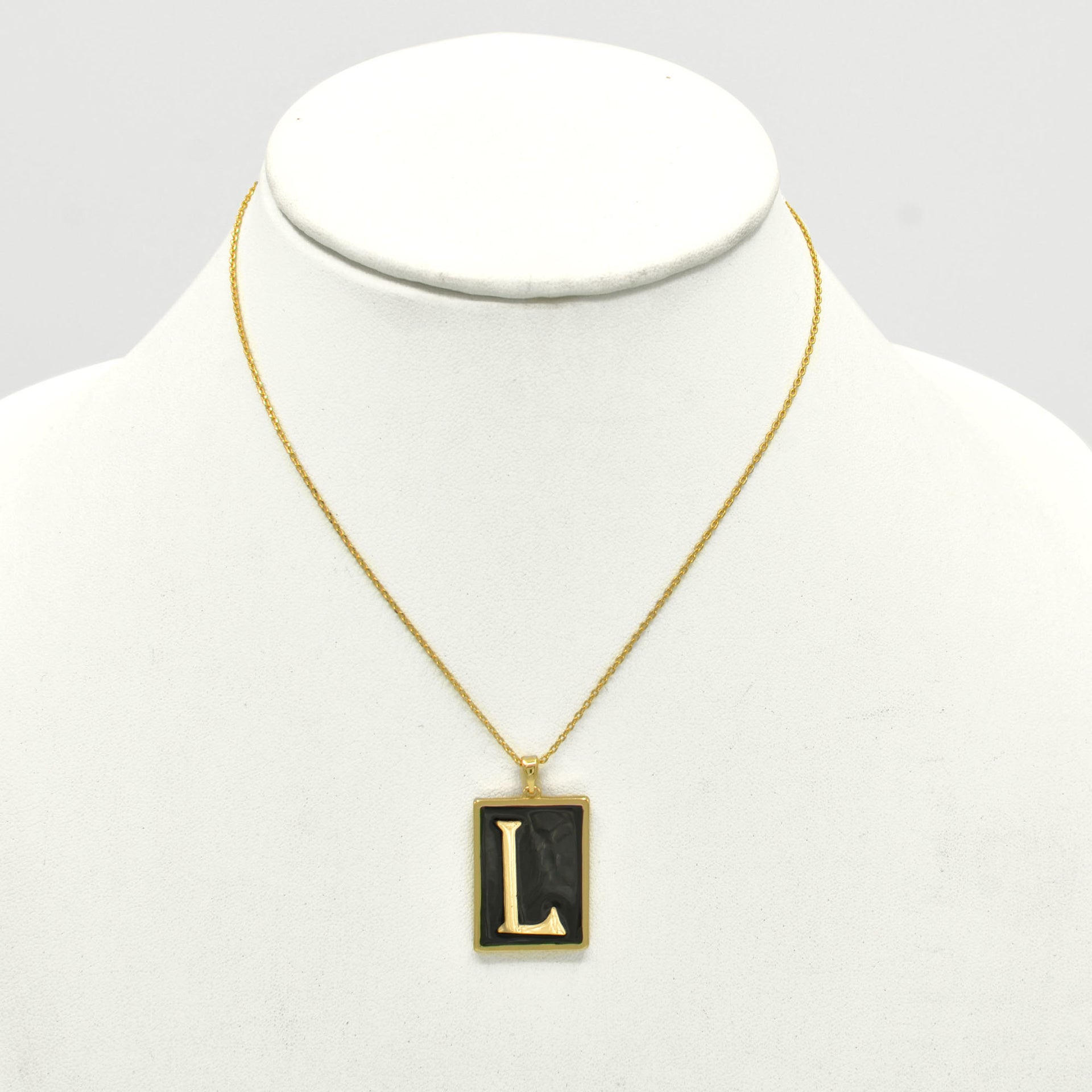 GOLD BLACK INITIAL LETTER (L) RECTANGLE PENDANT SHORT CHAIN NECKLACE #HNN90739-L