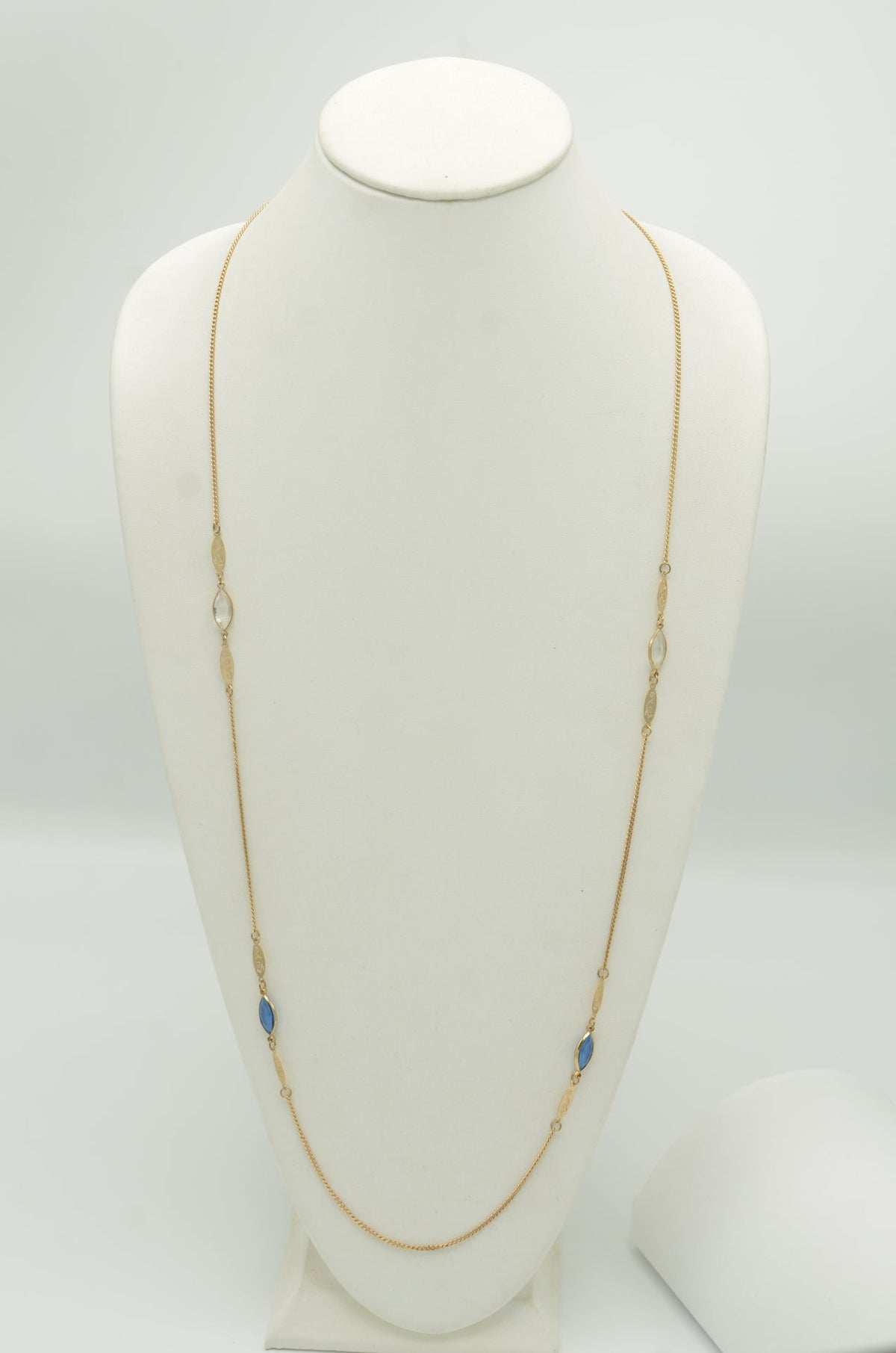 GOLD BLUE AND CLEAR MARQUES CRYSTAL 38