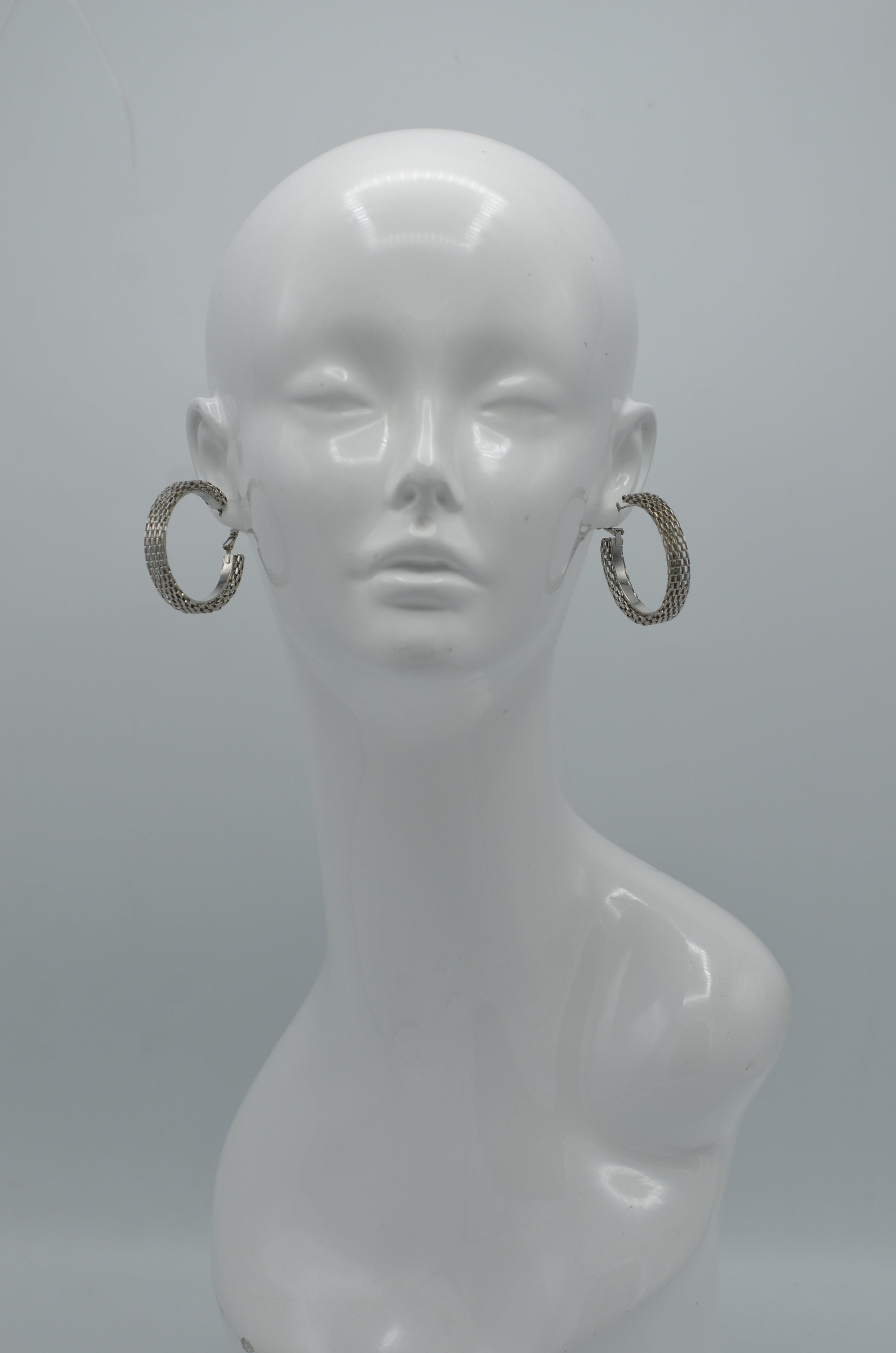 Rhodium Circle hoop earrings #HE49981_RHODIUM(AH16)