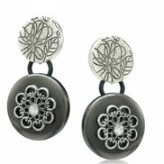GRAY FLOWER BUTTON EARRINGS  #SE26645_GREY (DB8)