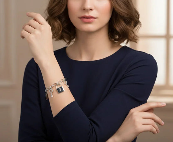 SILVER LOCK AND KEY CHARM BRACELET  #CB3140_SILVER (AF6)